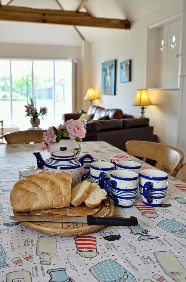 East Green Farm Cottages - The Granary Saxmundham Extérieur photo